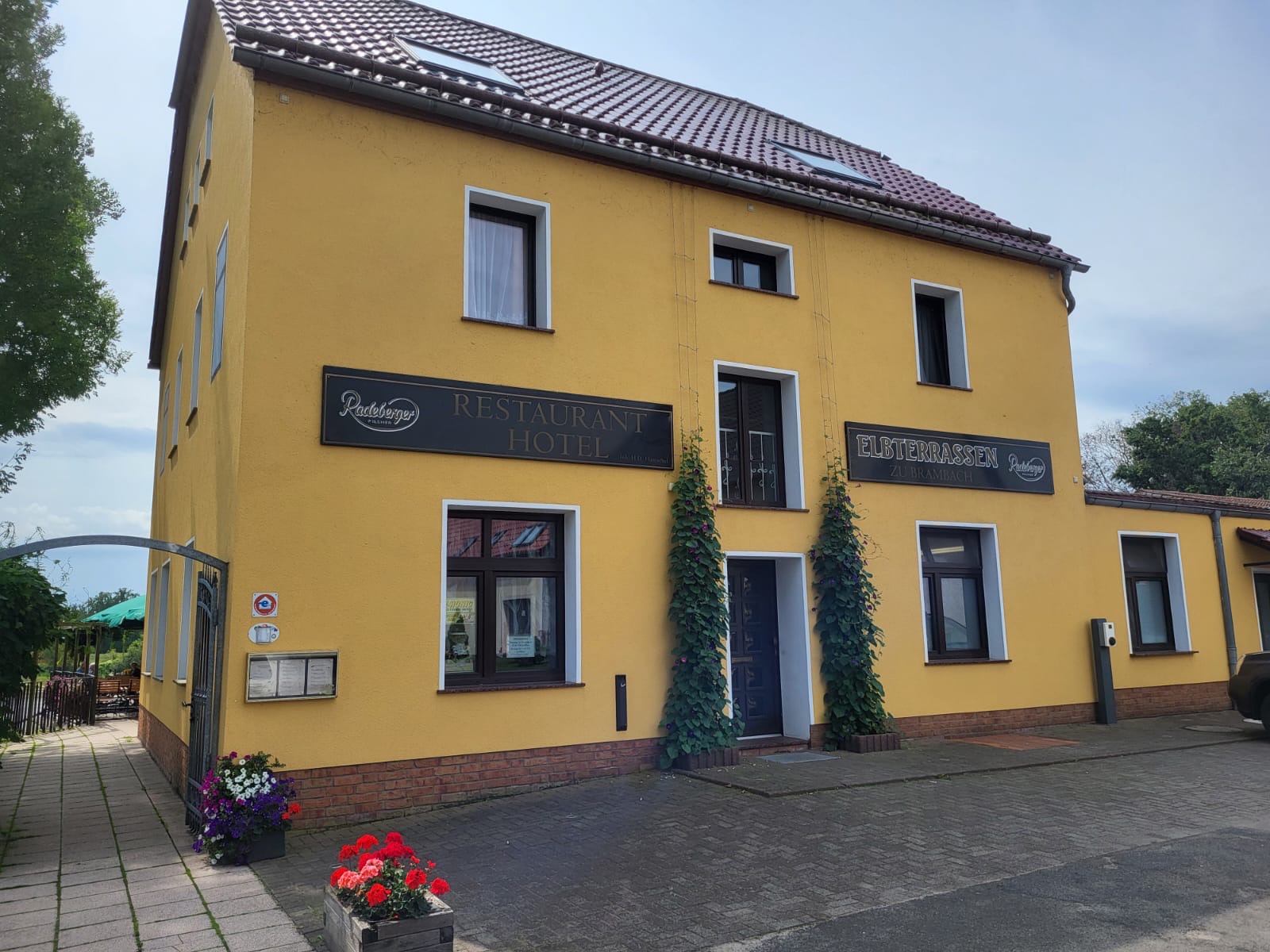 Brambach Reaurant Elbterassen